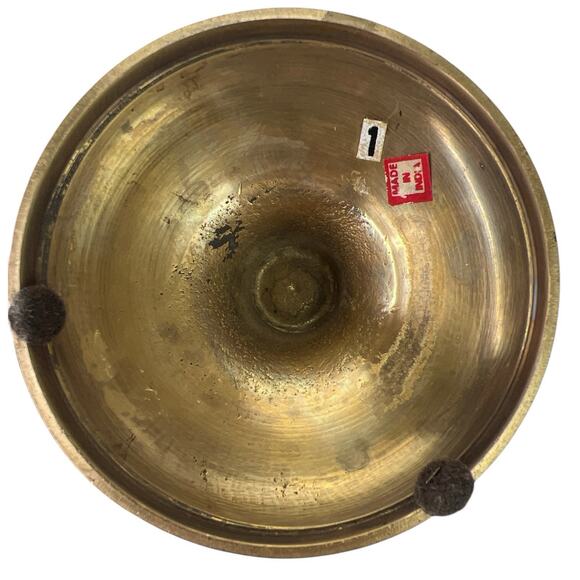 Vintage 1960s Solid Brass Urn Vase Hand Chased Moradabad India 12” Regency Heavy - Picture 5 of 8